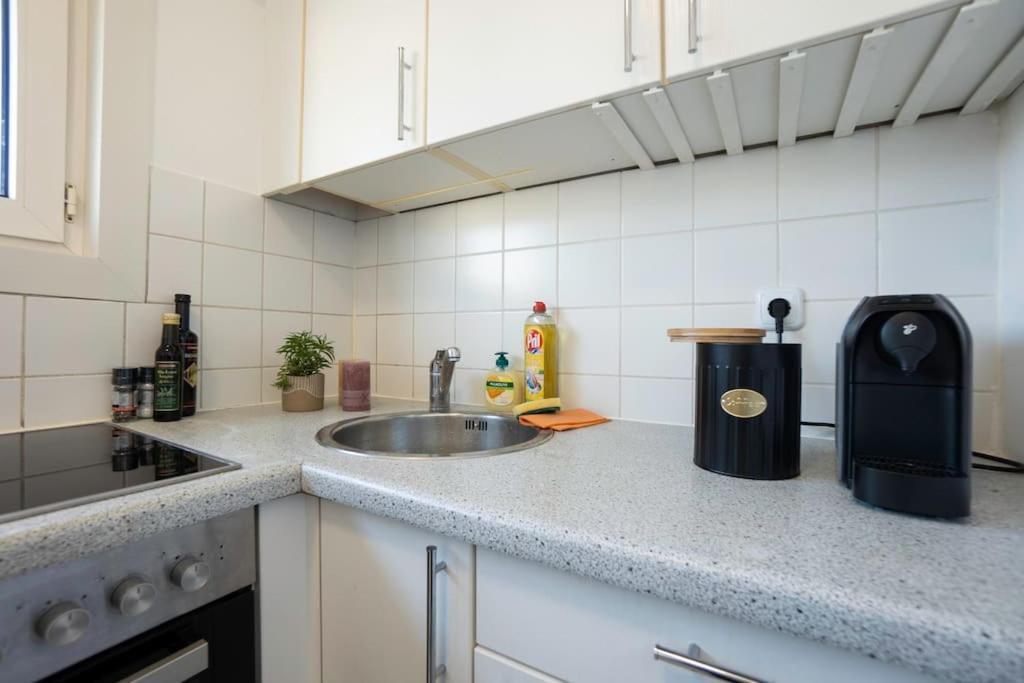 Stylish 2 Floor Penthouse • 15 Min To City Center Wina Bagian luar foto